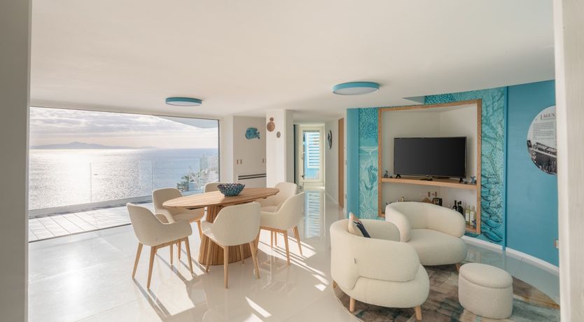 Photo of Amalfi Blue