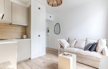 Gilded Horizon Holiday Home