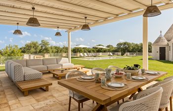 Azure Grotta Holiday Home