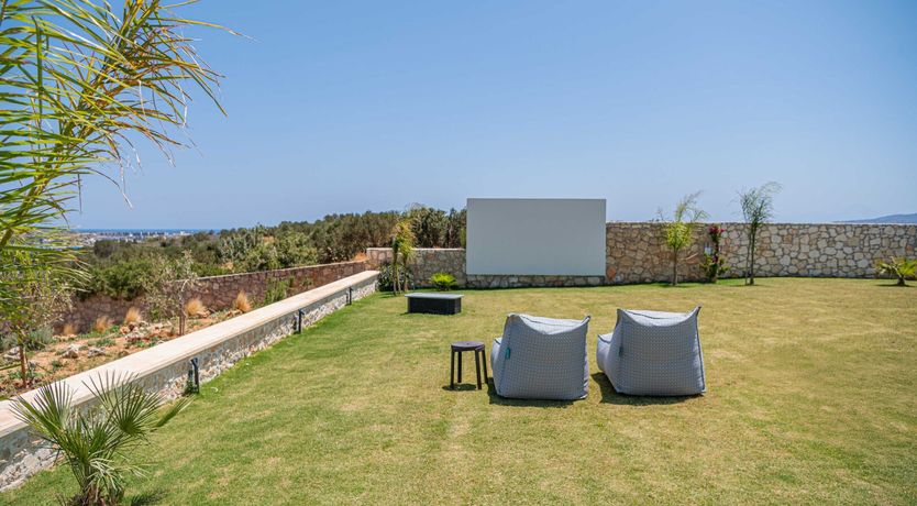 Photo of The Cliffside Retreat