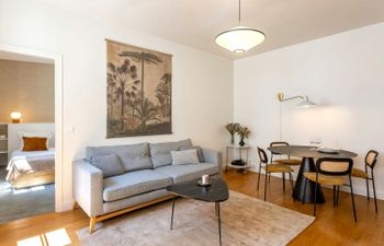 Jade Passage Holiday Home