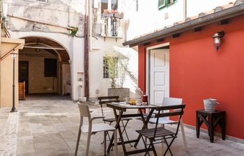 Patio Afternoons Holiday Home