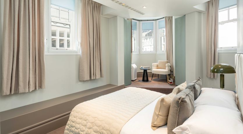 Photo of Chic & Cool