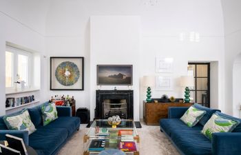 Perfect Coastal View Holiday Home