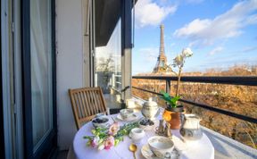 Photo of Eiffel Perch