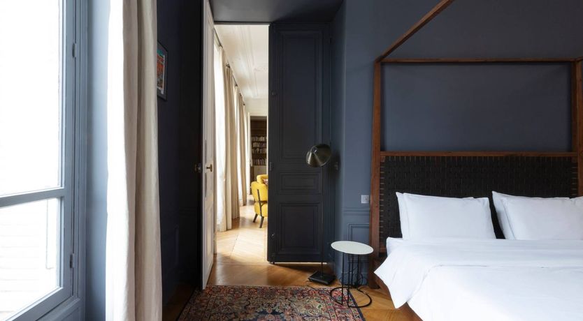 Photo of Elegant Parisian Retreat
