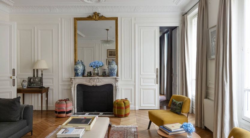 Photo of Elegant Parisian Retreat