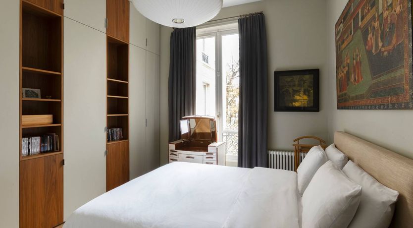 Photo of Elegant Parisian Retreat
