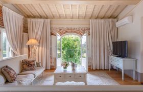 Photo of artisan-residence