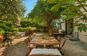 A Noble Promise Holiday Home