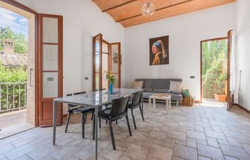 Ancient Embrace Holiday Home