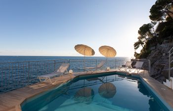 Furore Fantasy Holiday Home