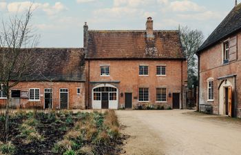 A History Of Colour Holiday Home