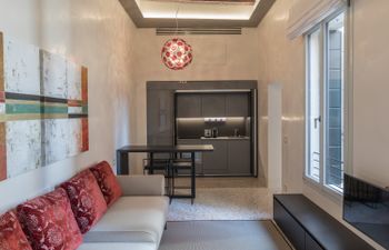 Canals & Bridges Holiday Home