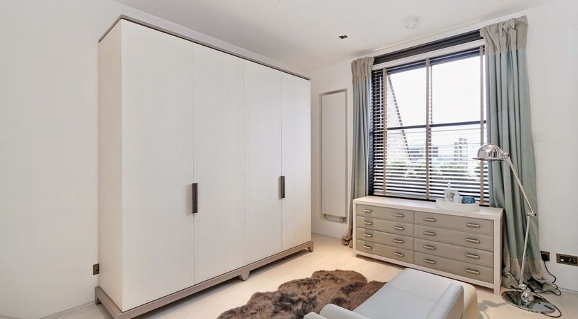 Photo of Knightsbridge's Delight
