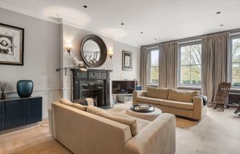 Knightsbridge Reverie Holiday Home