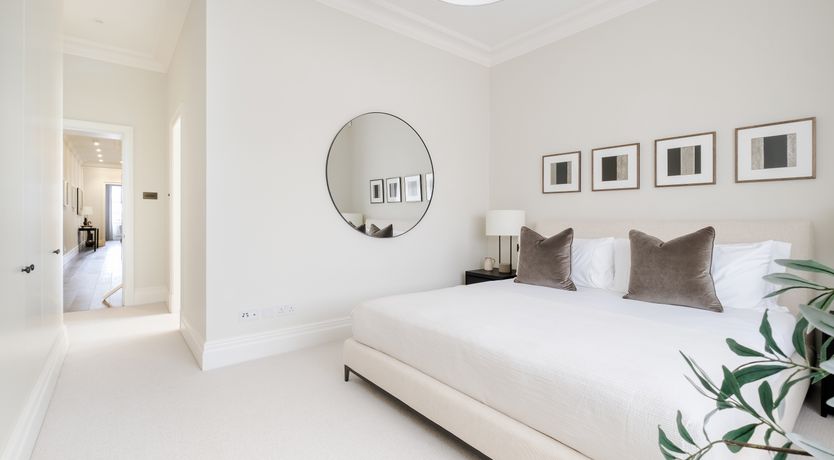 Photo of Knightsbridge Square