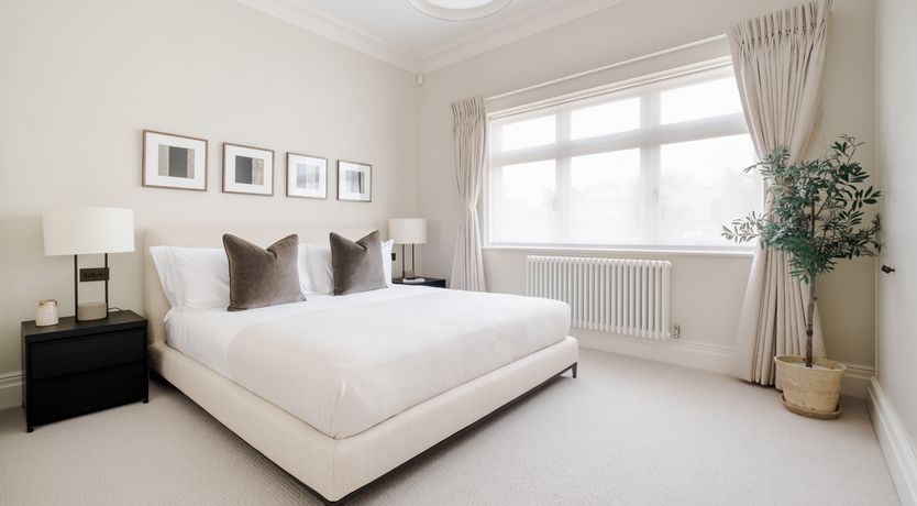 Photo of Knightsbridge Square