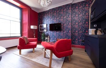 Graceful Gem Holiday Home