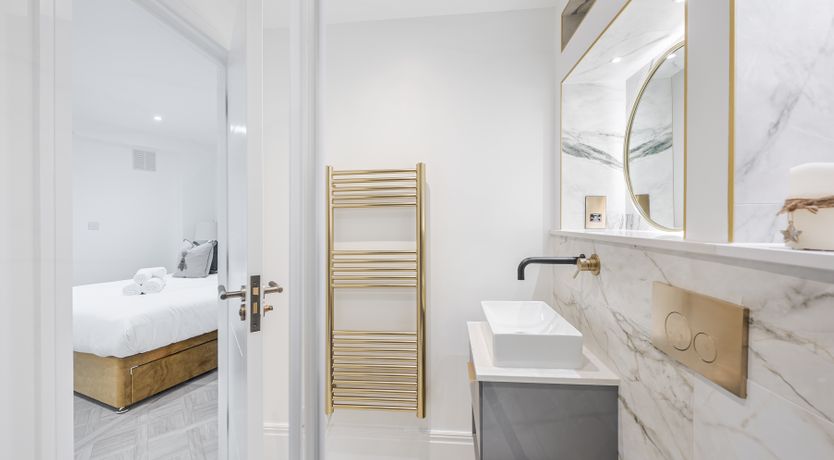 Photo of Contemporary Chiswick