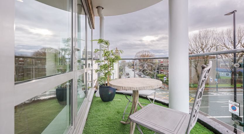 Photo of Contemporary Chiswick