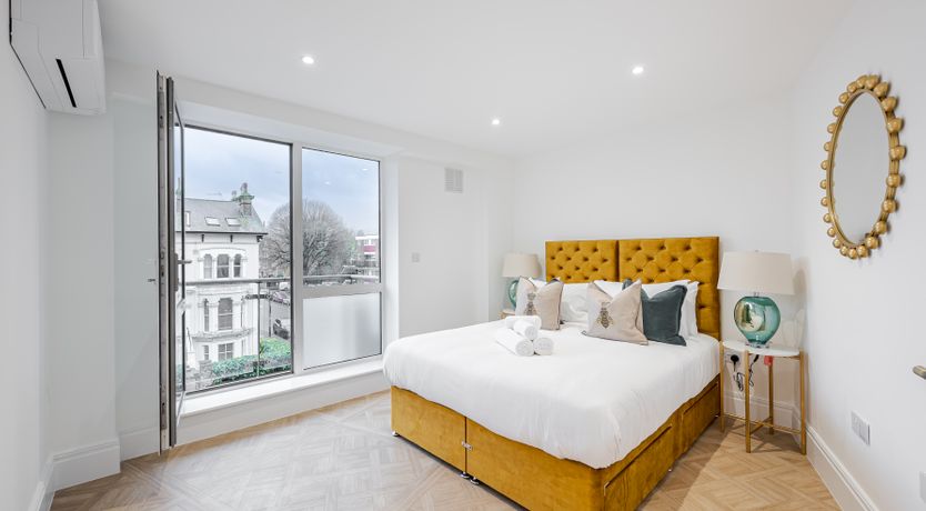 Photo of Contemporary Chiswick