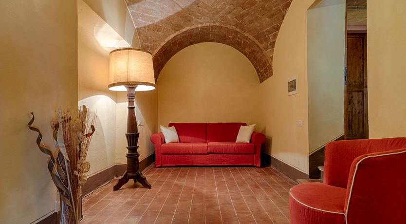 Photo of Chianti Sun