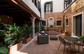 Photo of gondola-haven