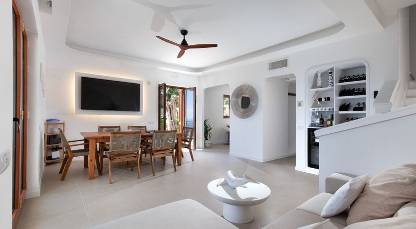 Photo of Sorrento Hillside Retreat
