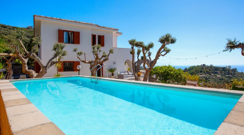 Photo of Sorrento Hillside Retreat