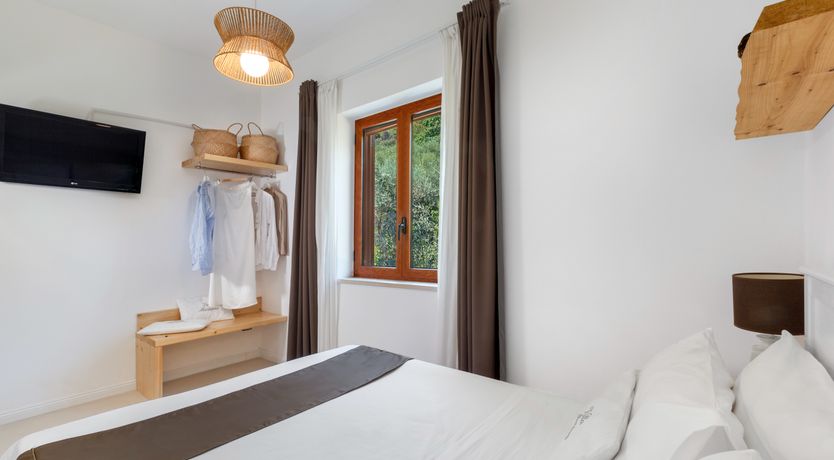 Photo of Sorrento Hillside Retreat
