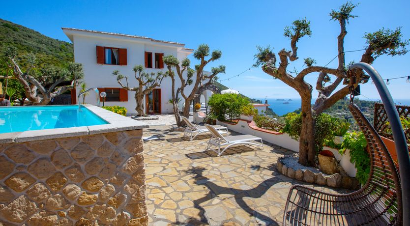 Photo of Sorrento Hillside Retreat