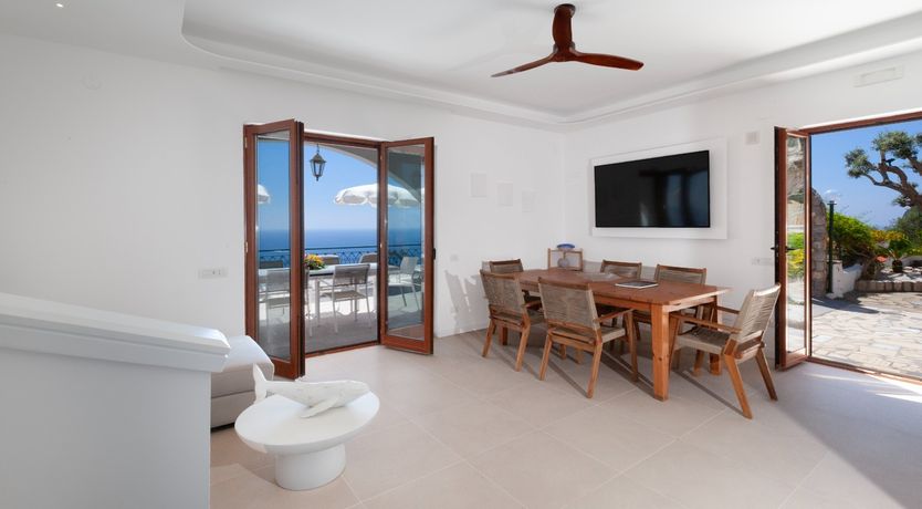 Photo of Sorrento Hillside Retreat