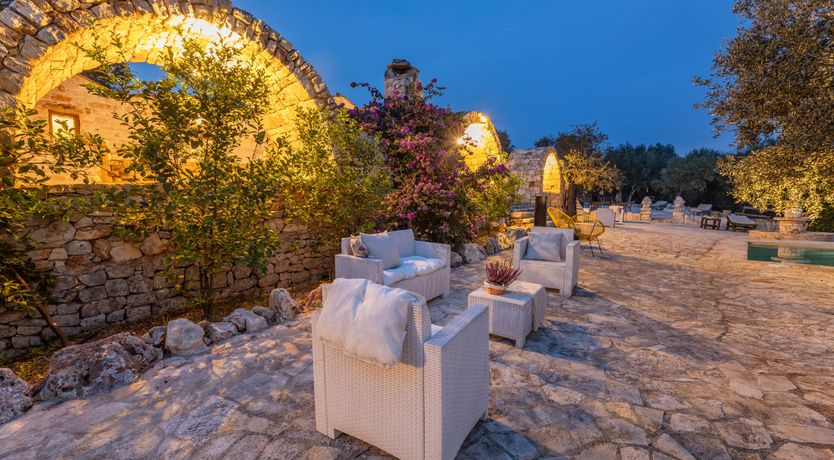 Photo of Charming Stone