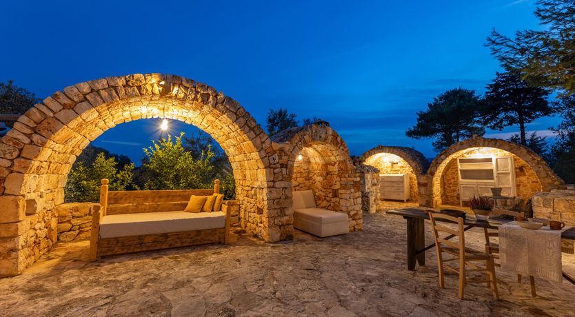 Photo of Charming Stone