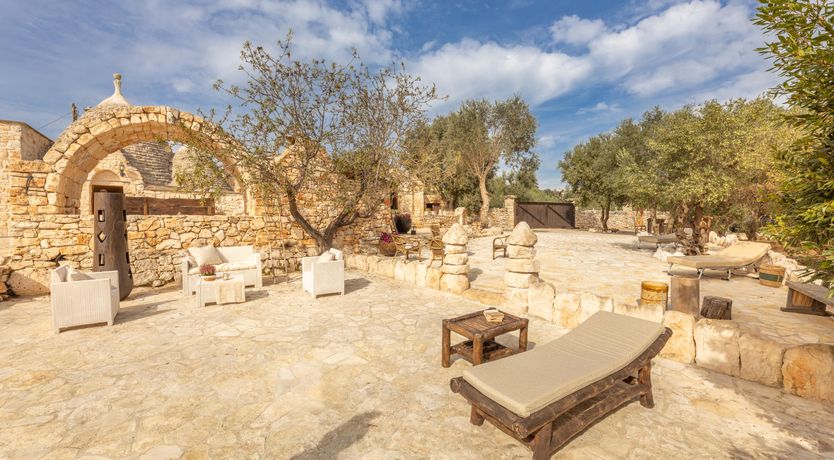 Photo of Charming Stone