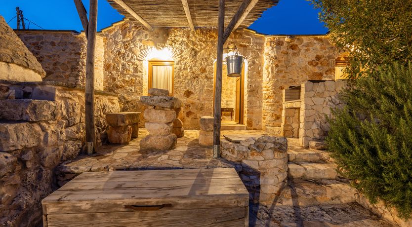 Photo of Charming Stone