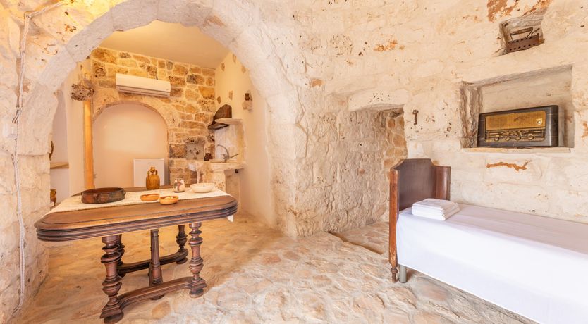 Photo of Charming Stone