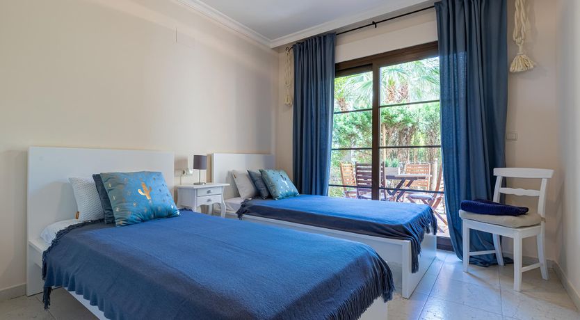 Photo of Fuchsia Feliz