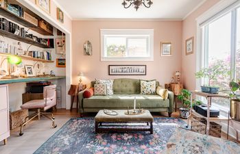 LA Oasis Holiday Home