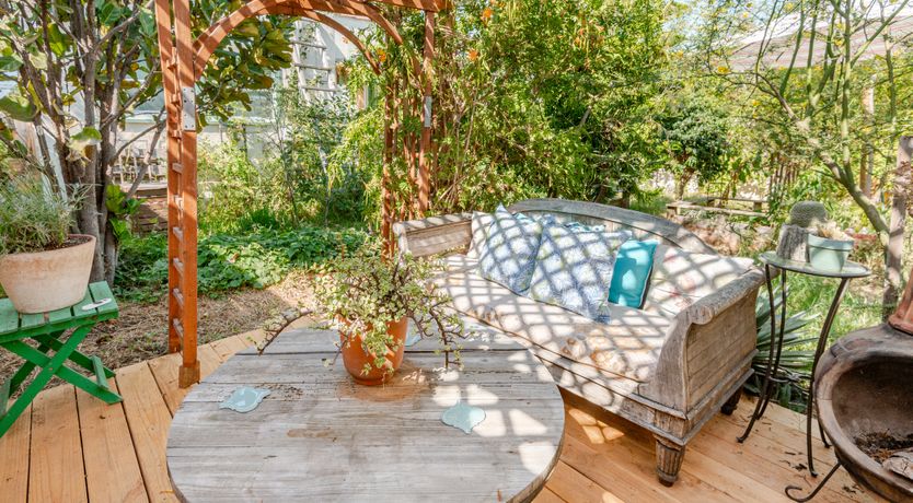 Photo of LA Oasis