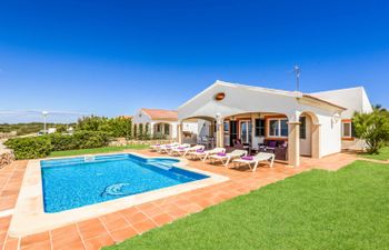 Earthly Powers Holiday Home