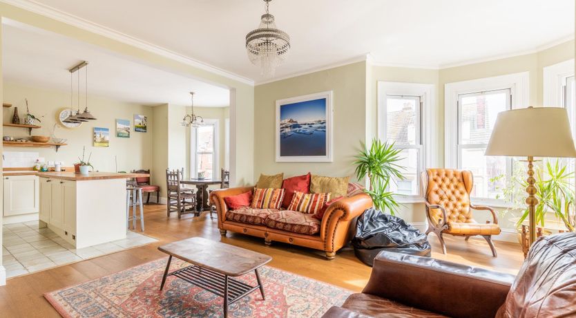 Photo of Twin Bay Windows