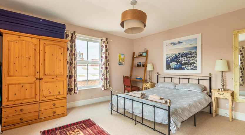 Photo of Twin Bay Windows