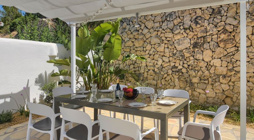 Photo of Palms & Canvas