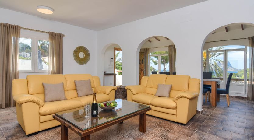 Photo of Palms & Canvas