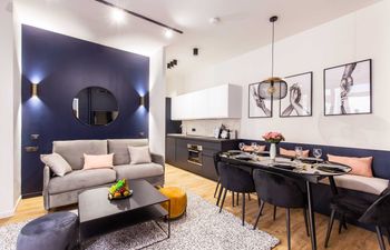 Courtyard Haven Holiday Home