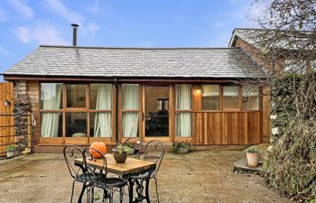 Daveys Barn, Brendon Hill Holiday Home