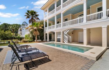 Ocean Moon Forever Holiday Home