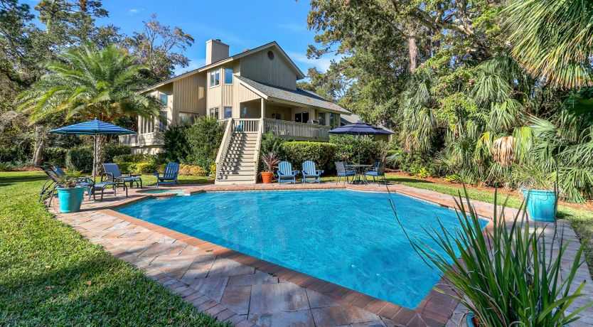 Photo of Easy Island Living
